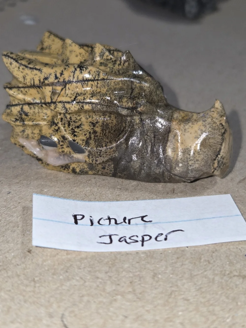 Detailed Picture Jasper Crystal Carved Dragon Head Stone Sculpture Decor